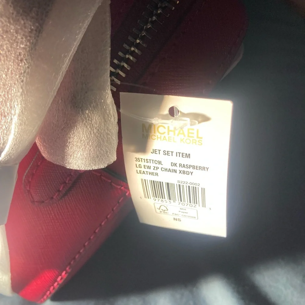 Michael Kors Dark Raspberry Jet Set Leather Crossbody Bag - Picture 5 of 10